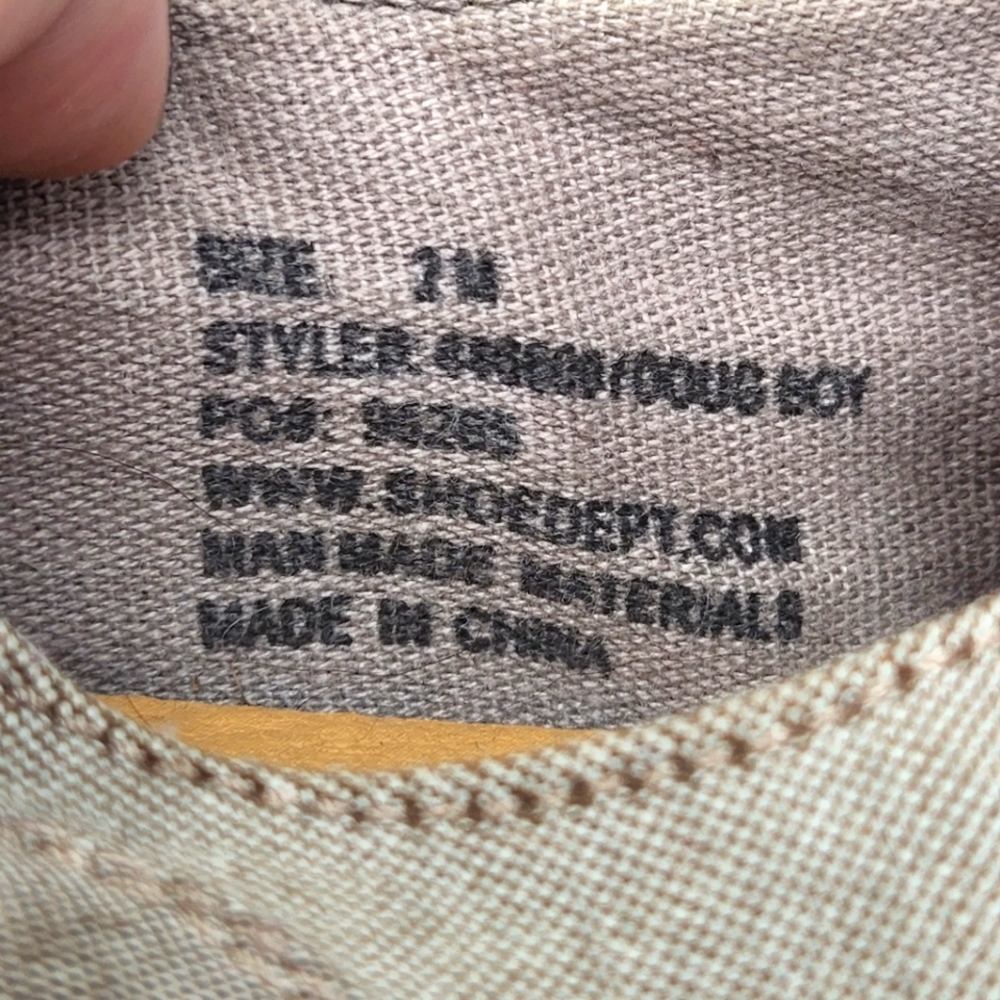 Mountain Creek Boys sz 2 Canvas Oxford-style Sneaker - Picture 6 of 9